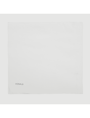 Vonaju Novaqi - White